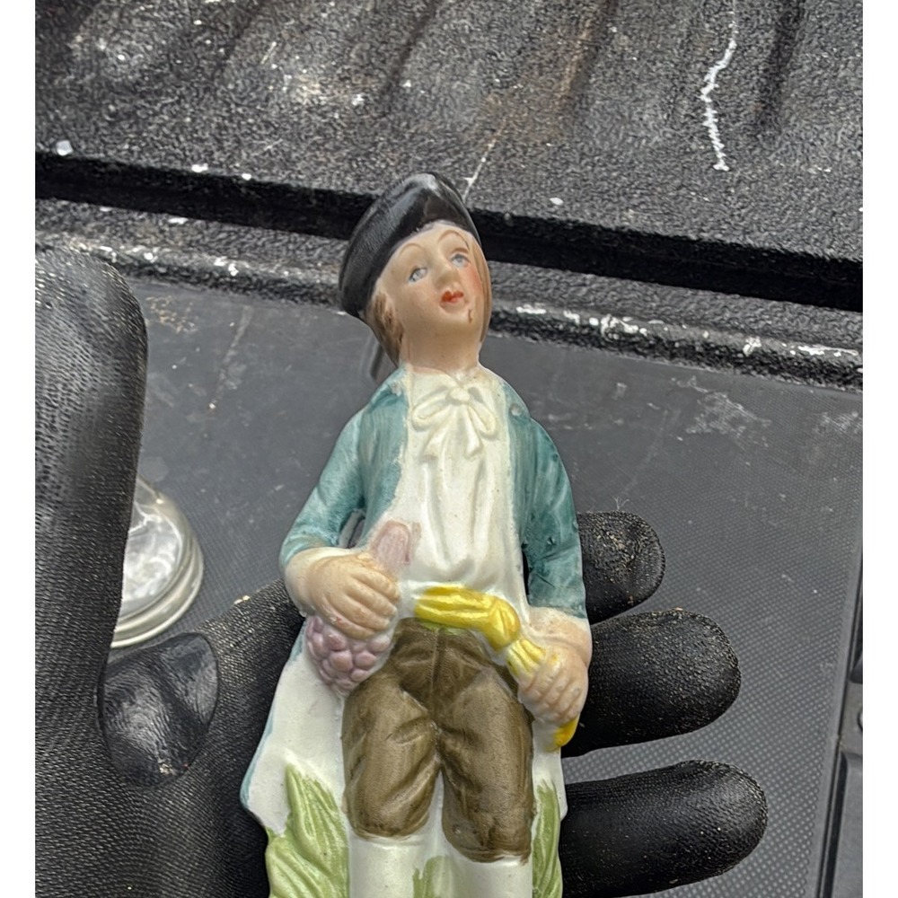 Vintage Porcelain Colonial Man Figurine
